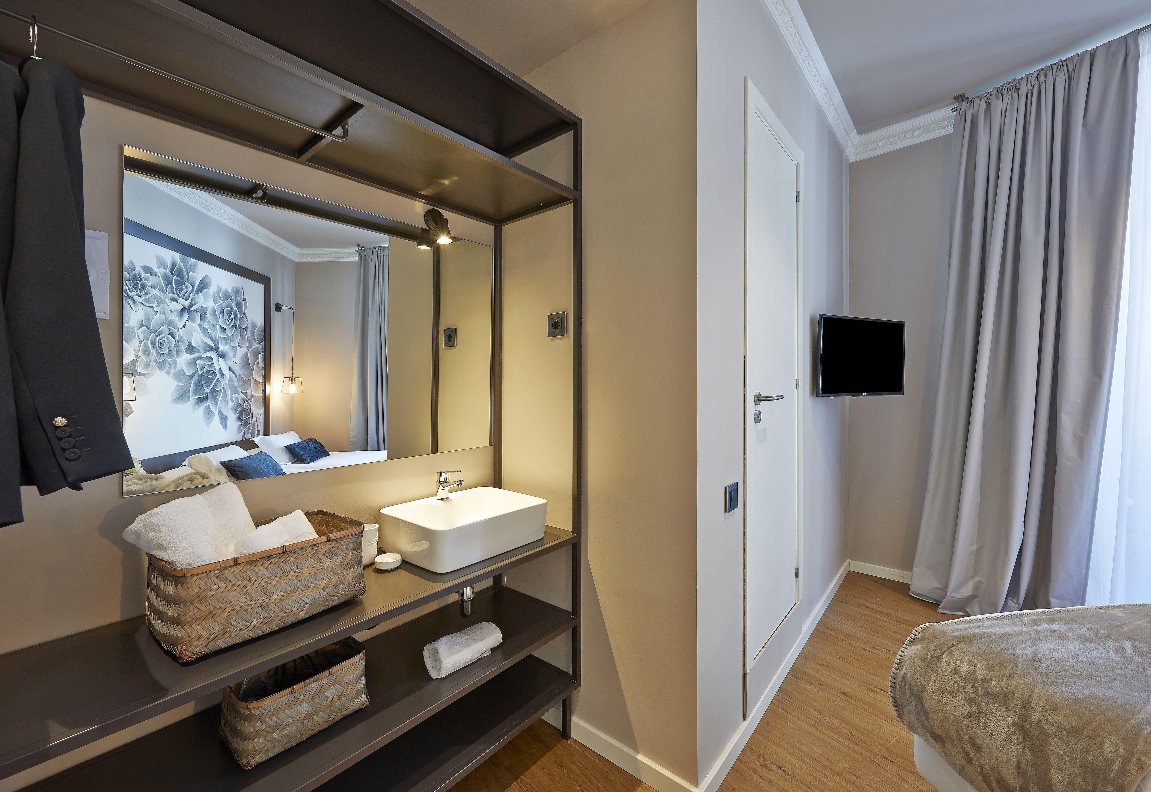 Hostal Central Barcelona, Barcelona